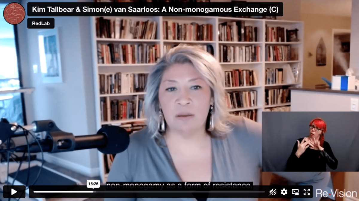 Screenshot of a recording of the presentation "A Non-Monogamous Exchange" by Kim Tallbear and Simon(e) van Saarloos.